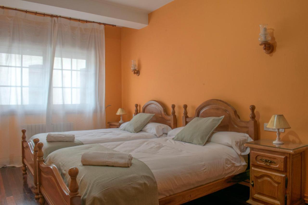 Hostal Galicia Monforte De Lemos Exterior photo